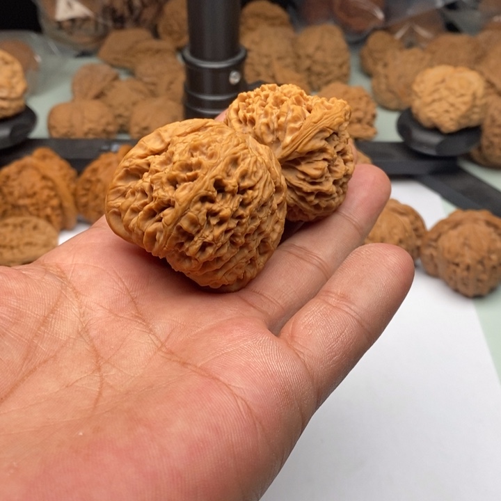 文玩核桃吊坠?*-111111111111