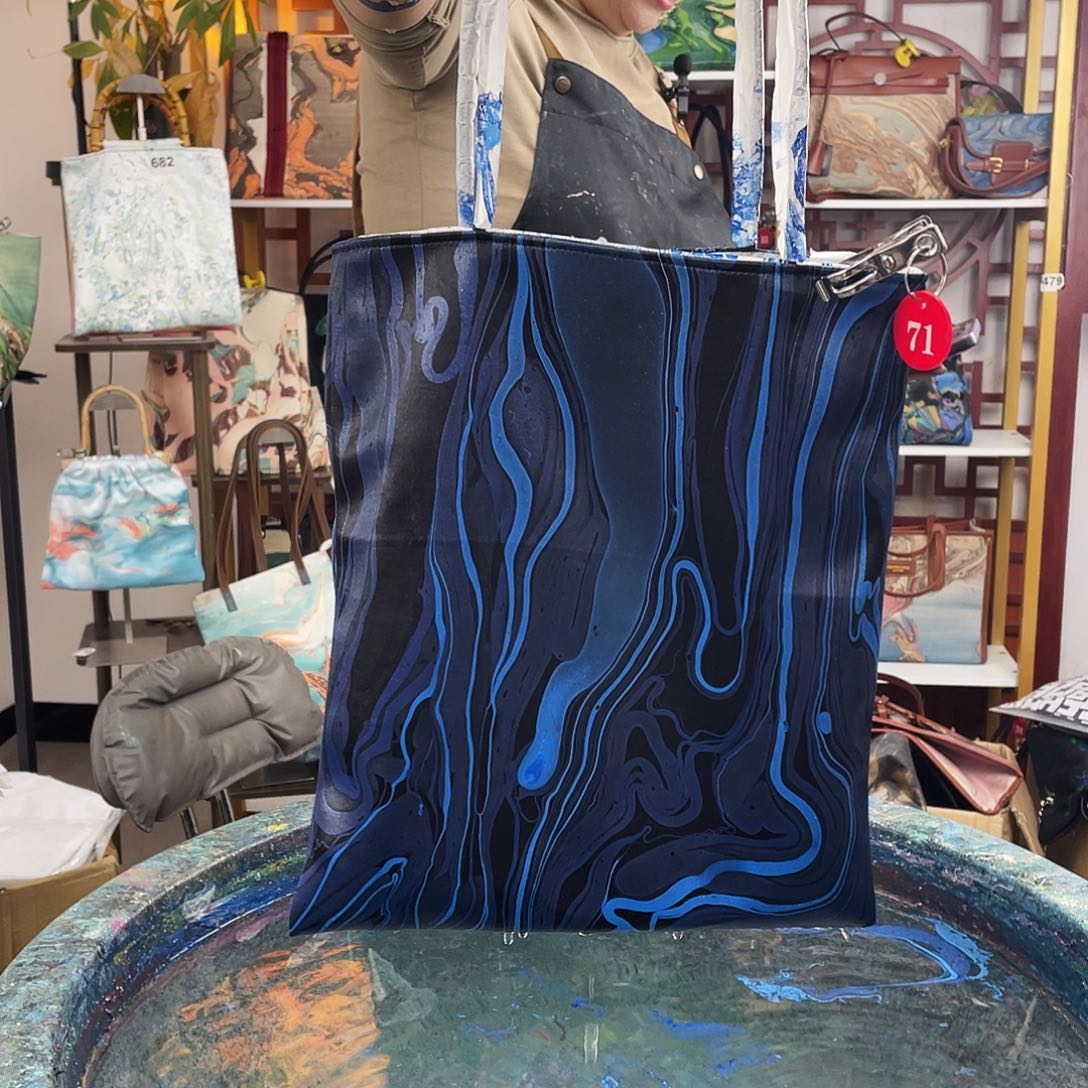 麻***怪牦牛剖层皮革71号高定不退不换