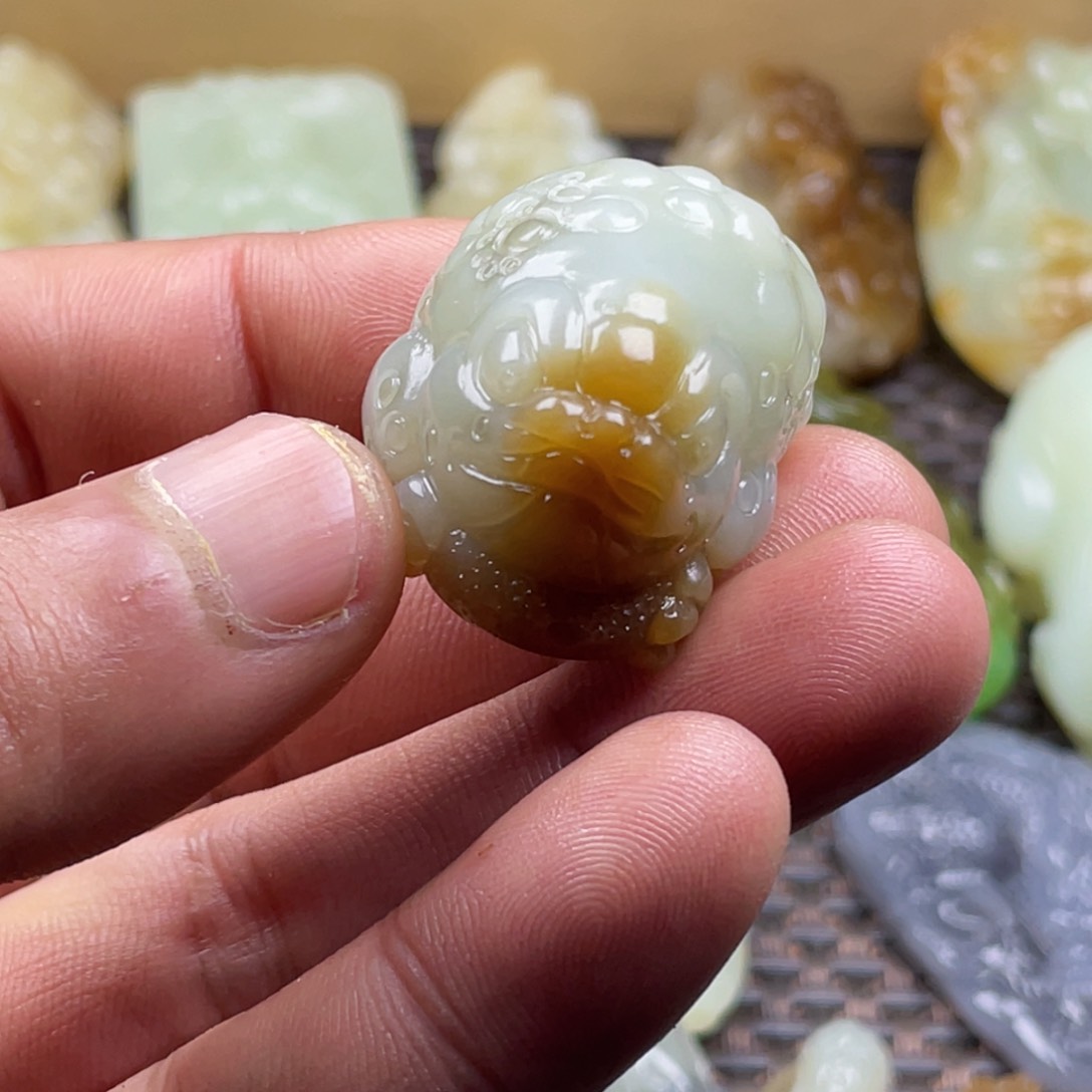 和田玉挂件未镶嵌