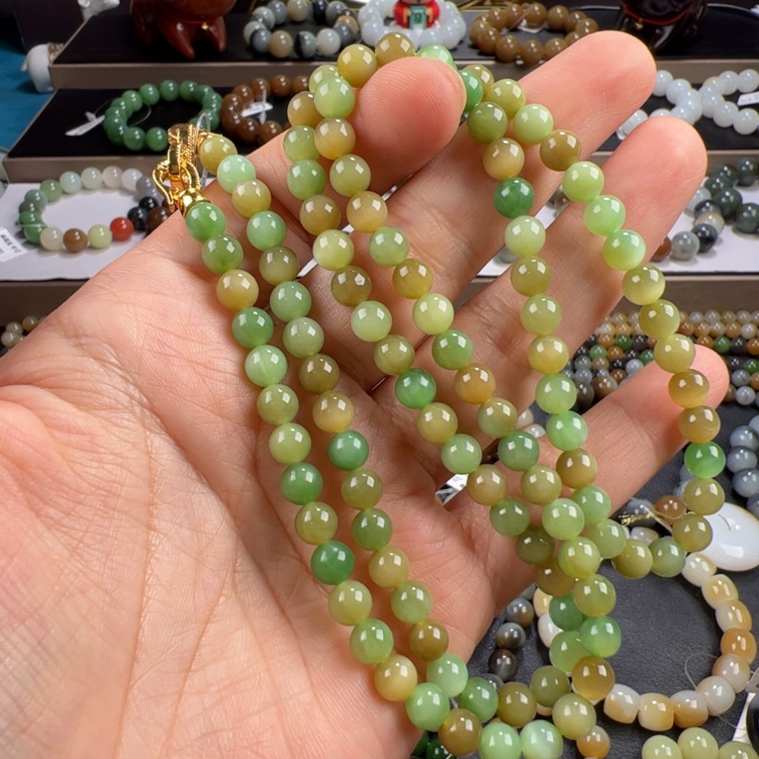 和田玉手链未镶嵌黑羊洞碧玉