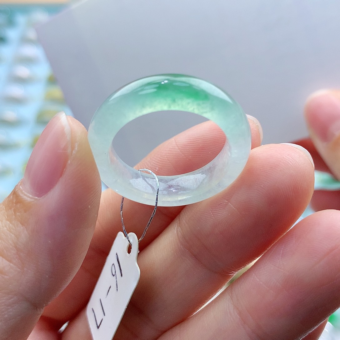 翡翠戒指未镶嵌1617圈