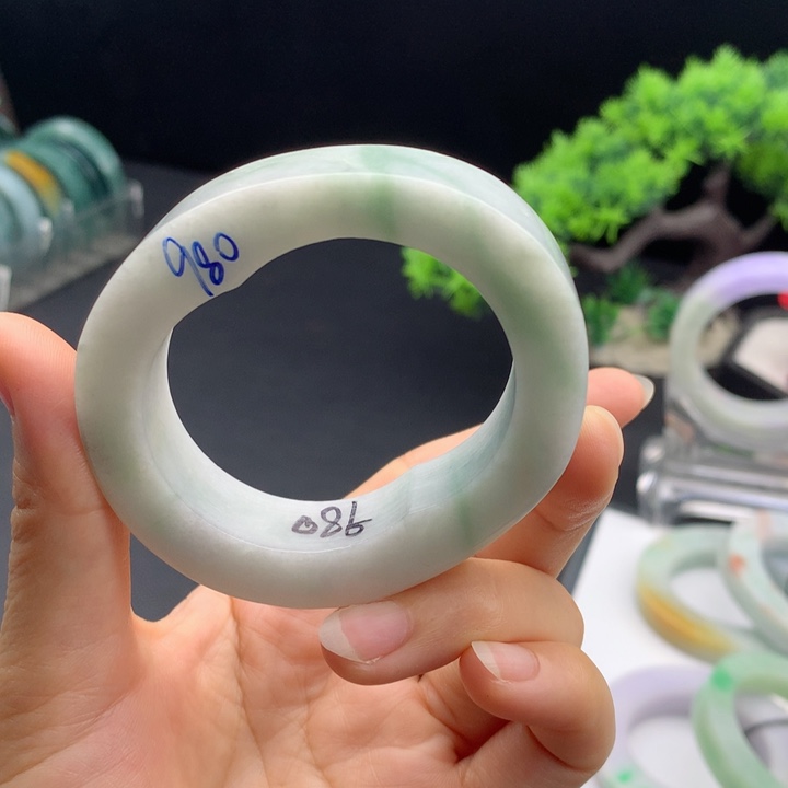 定制翡翠正未镶嵌