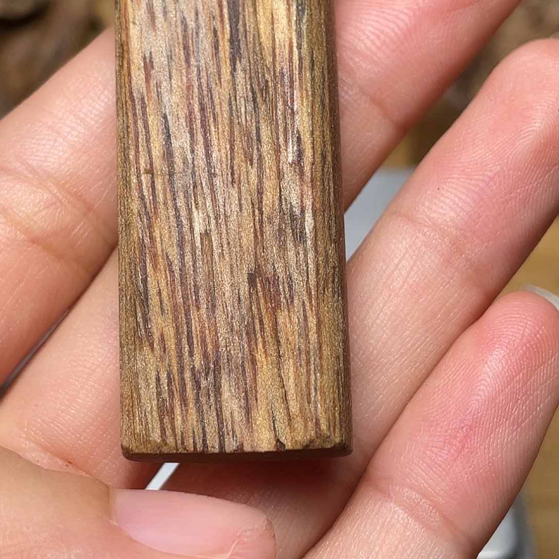 浩***福沉香柬埔寨菩萨棋261