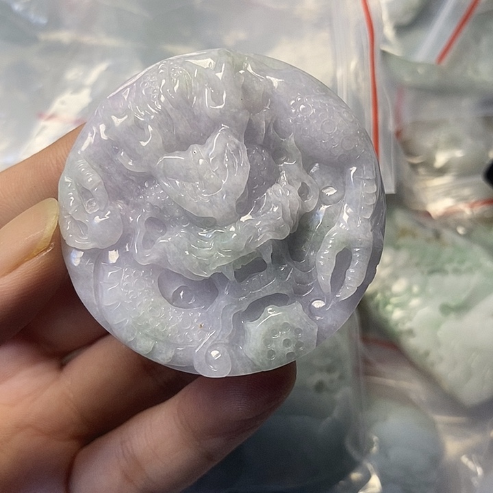 翡翠未镶嵌颈饰天然翡翠A货