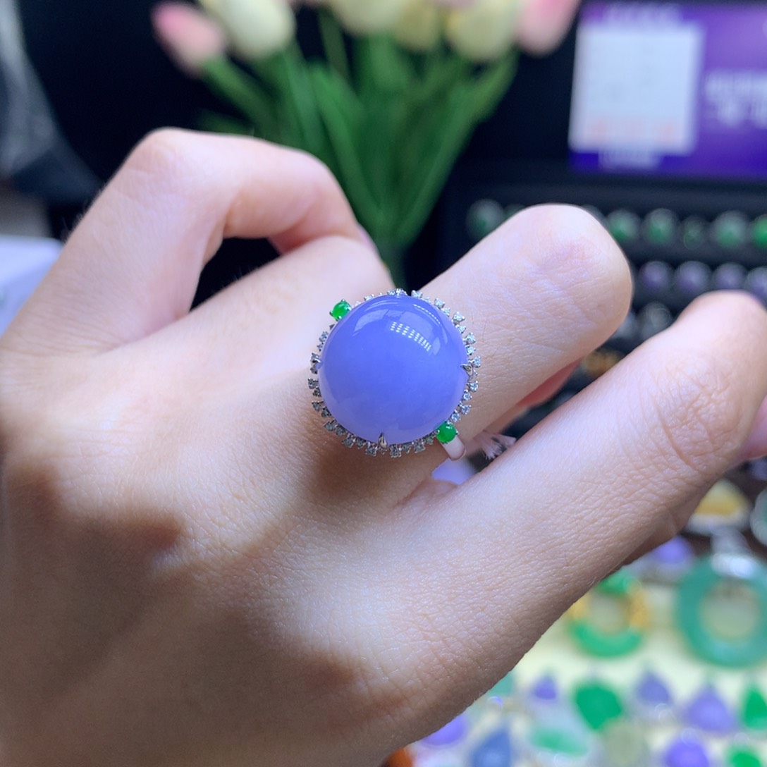 翡翠18K金镶嵌颈饰天然