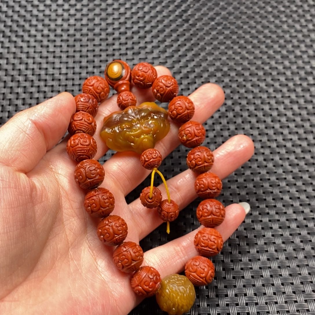 玛瑙/玉髓手串未镶嵌沁**愿战国红手持