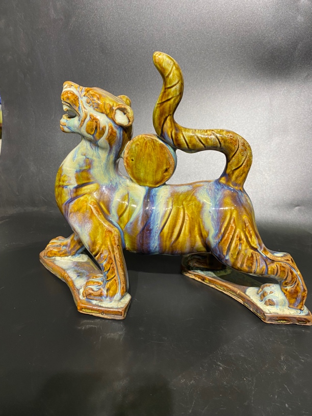 鲁山窑老虎摆件666