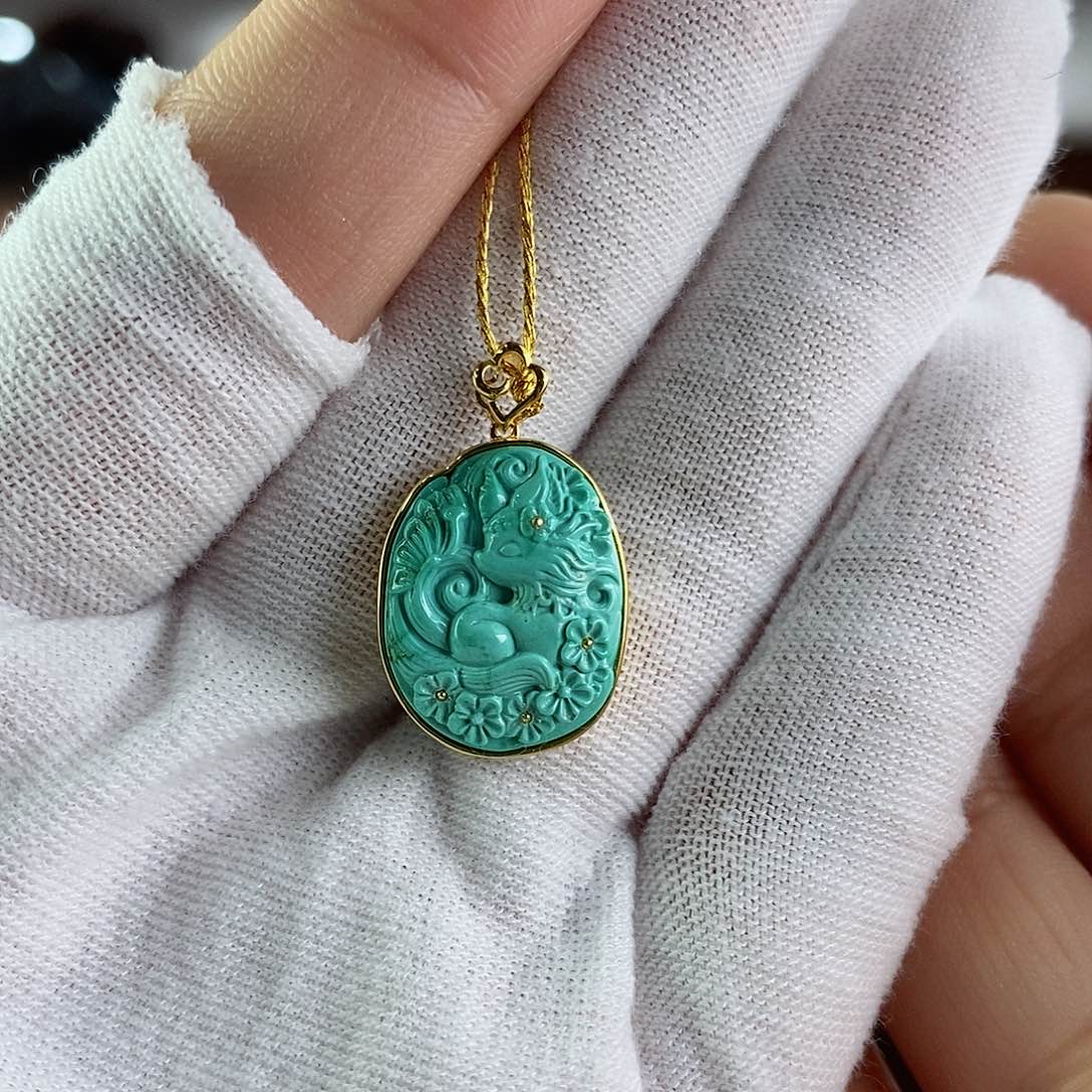 绿松石珠宝奇石18K金镶嵌