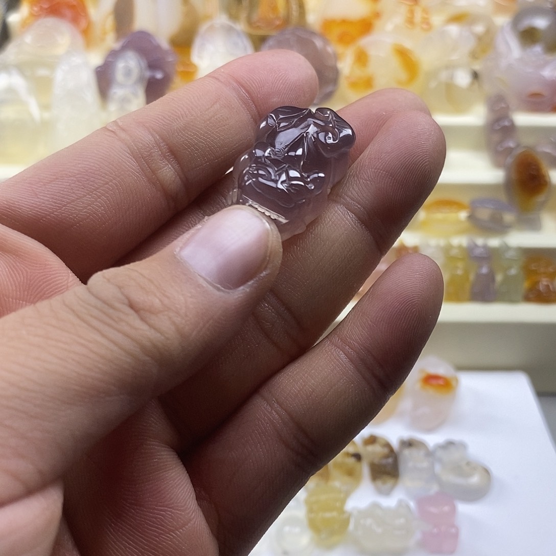 汲***影玛瑙/玉髓未镶嵌颈饰