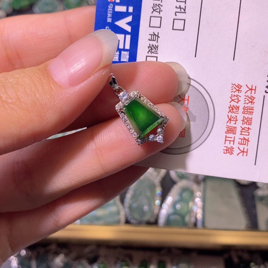 翡翠银S925镶嵌颈饰天然