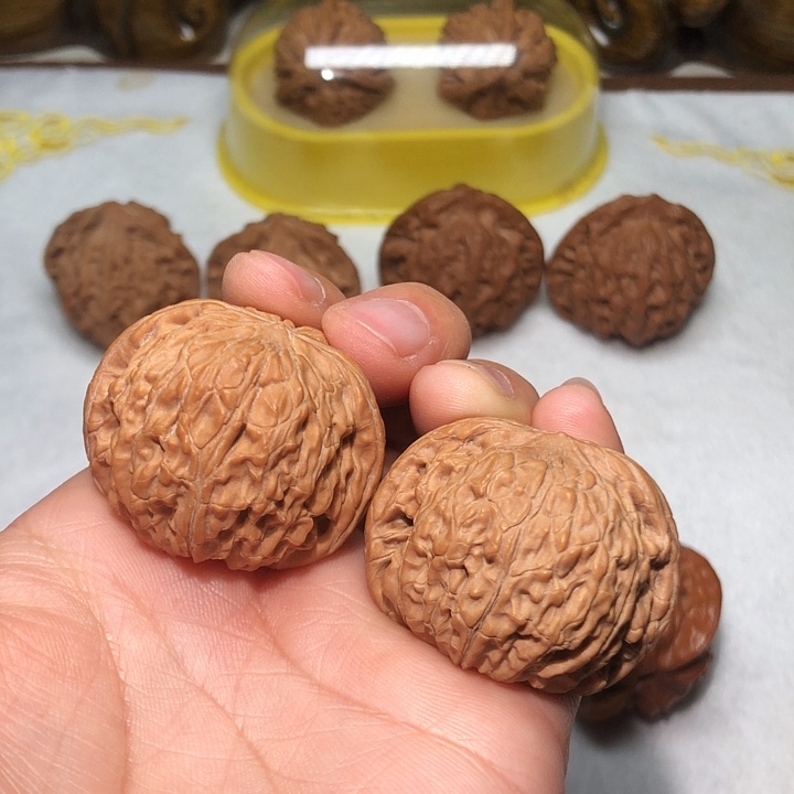 文玩核桃37尺磨盘