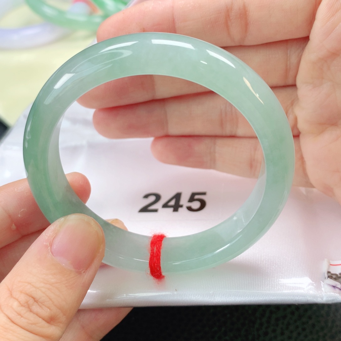 未镶嵌手镯翡翠缅甸52