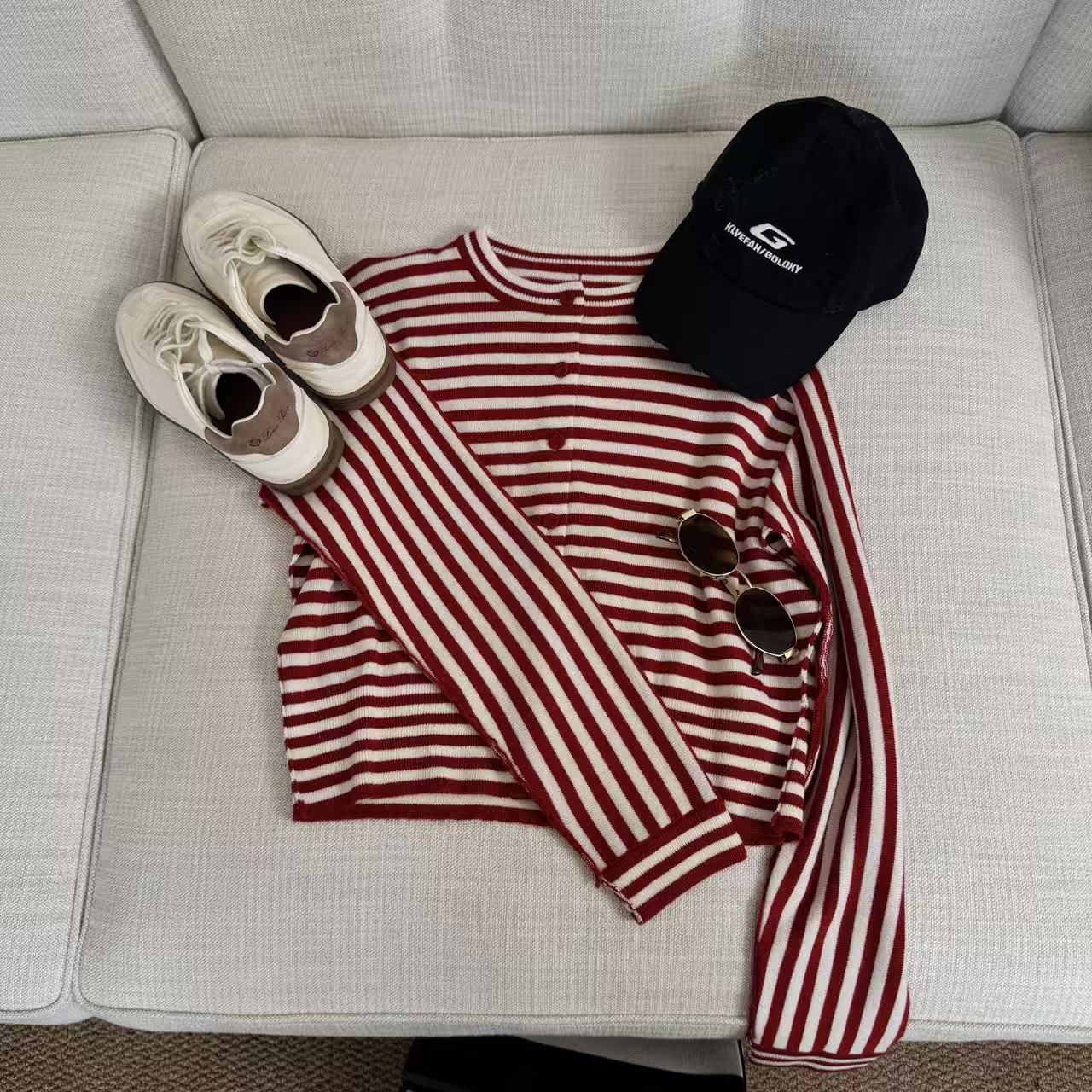 秋冬氛围感撞色条纹圆领羊毛针织开衫Y8823