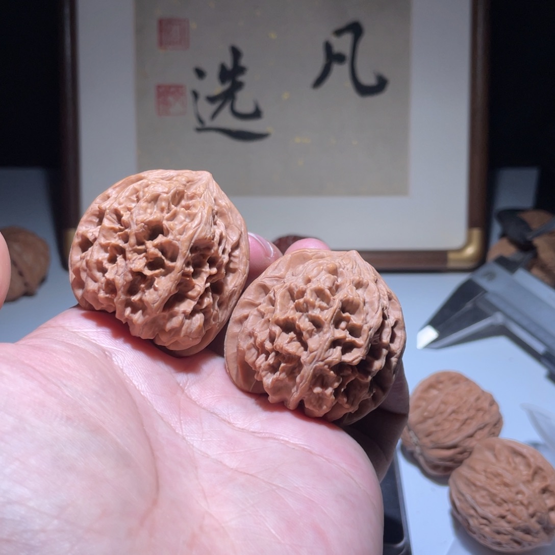 吊坠文玩核桃野牛