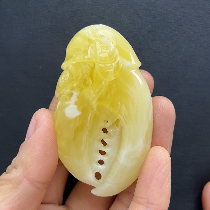 蜜蜡裸石未镶嵌蟹钳吊坠25.8