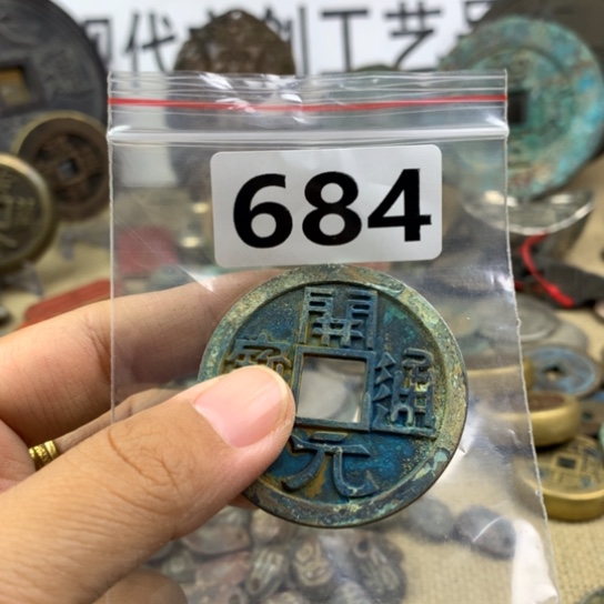 治***人铜现代文创工艺品