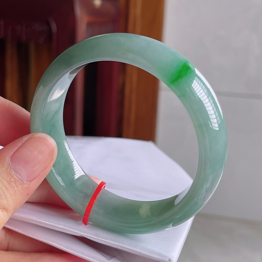 57-58圈满绿飘阳绿宽边翡翠手镯轮胎镯时尚绿色平安镯妈妈