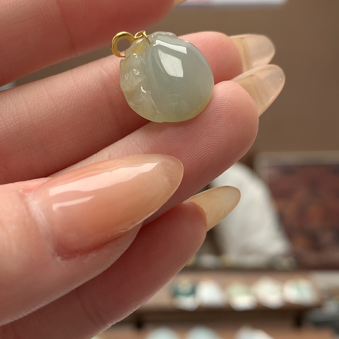 翡翠吊坠(不含链)18K金镶嵌