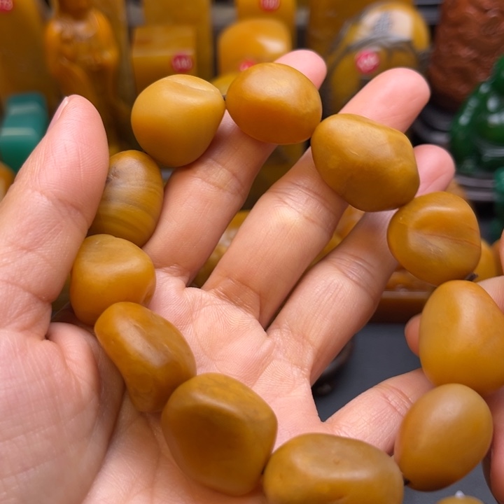 寿山石印石醉**秋题材：工艺品