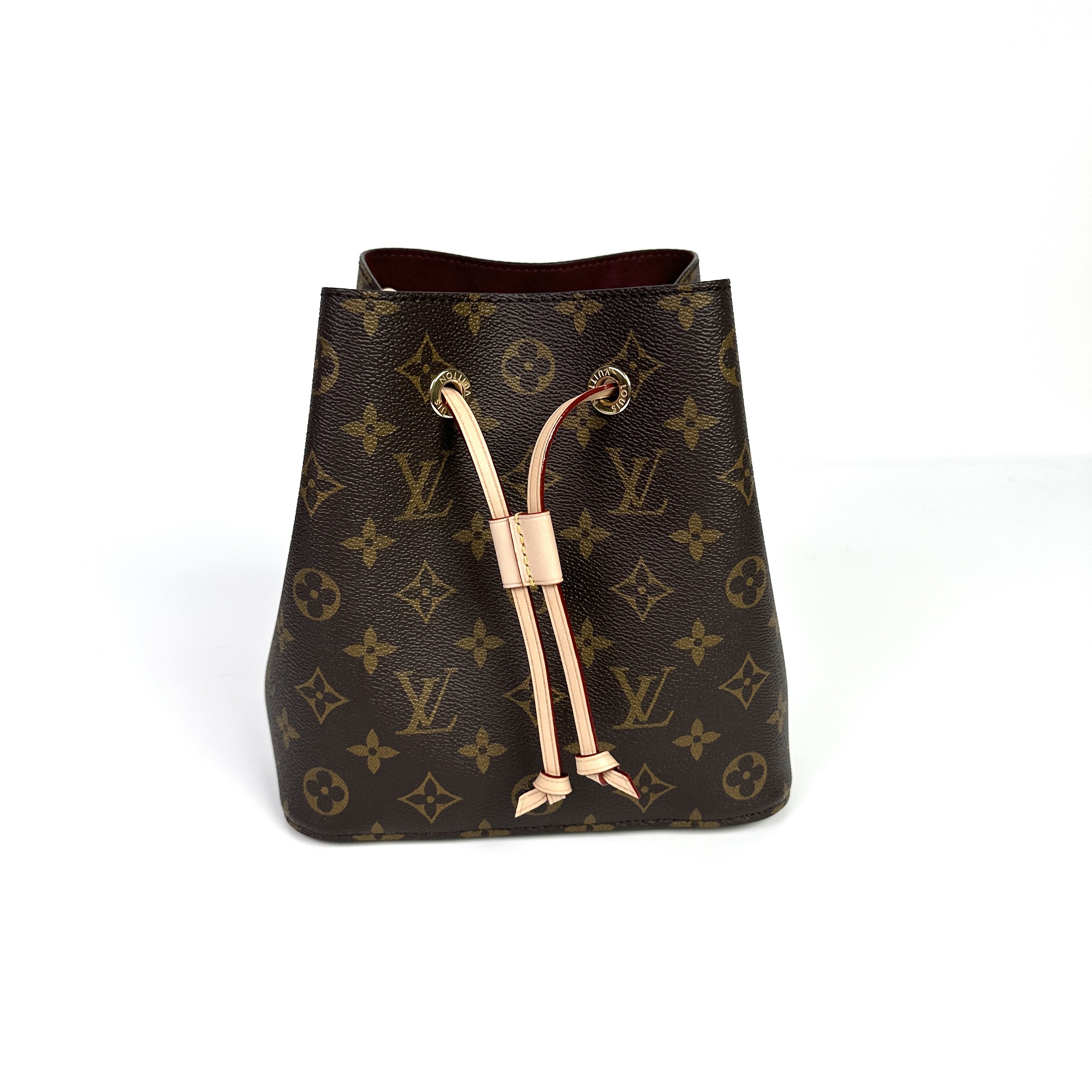 99新 LouisVuitton/路易威登  / 韩国水桶/闲置新/29388435