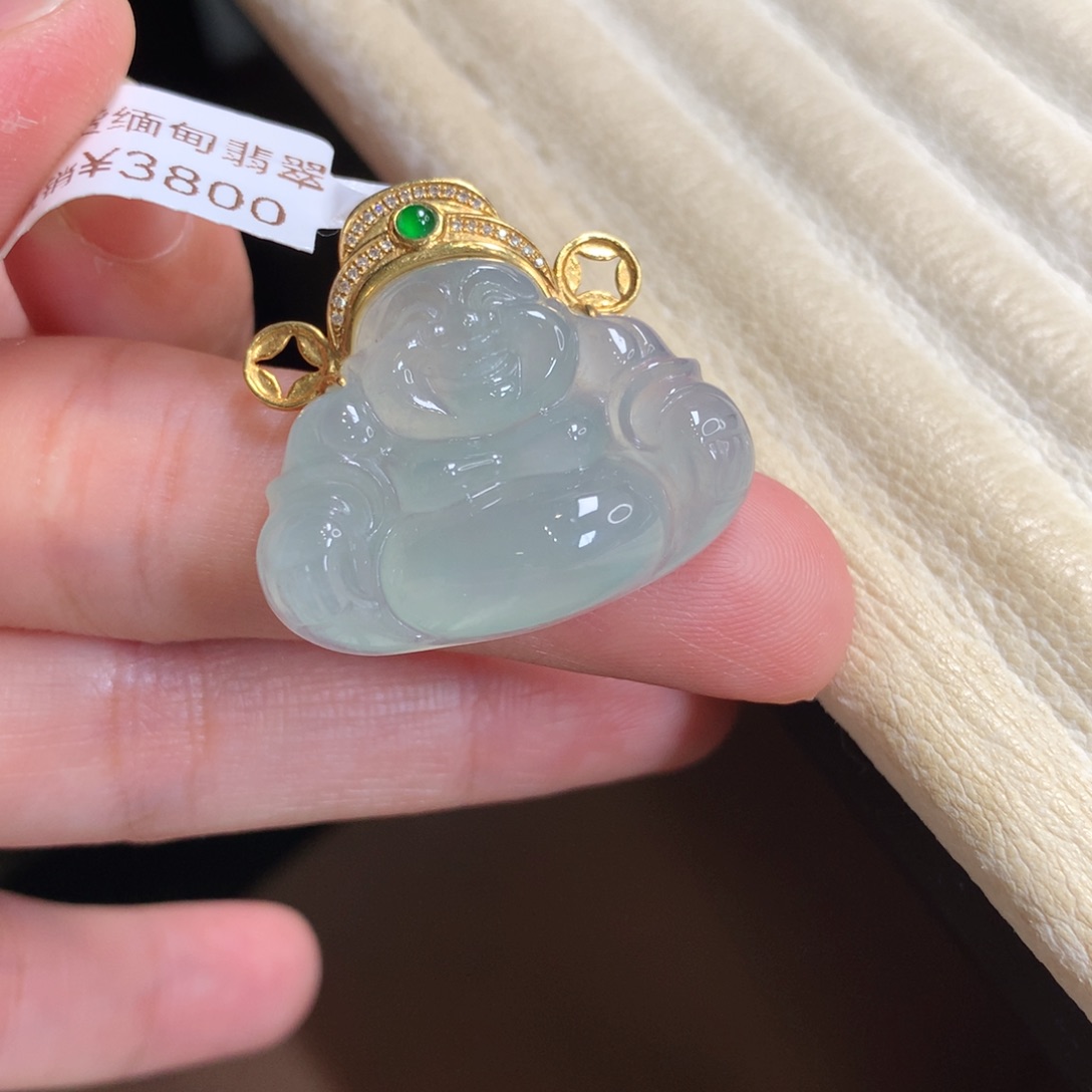 颈饰未镶嵌翡翠佛公