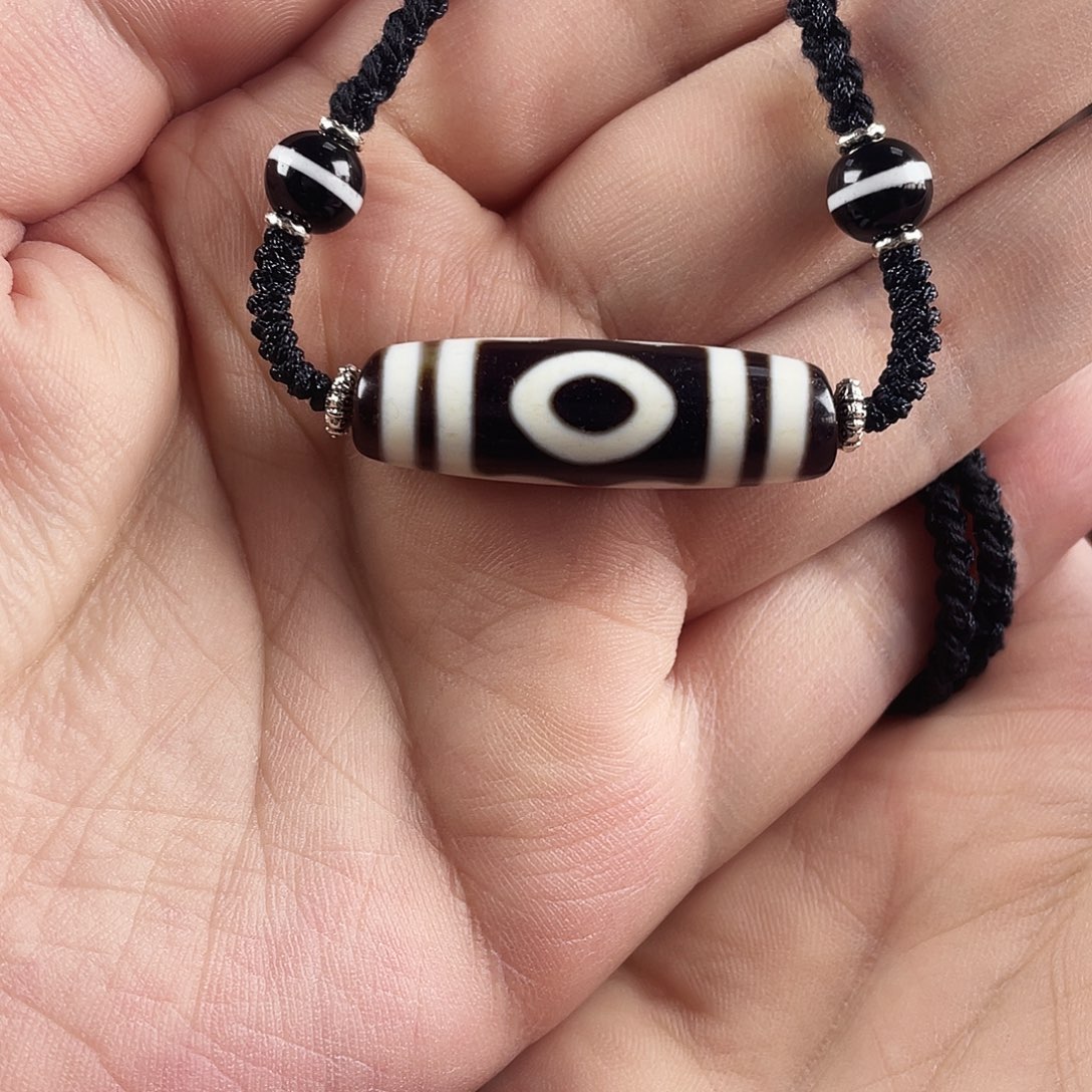 不***二玛瑙/玉髓合金颈饰行运