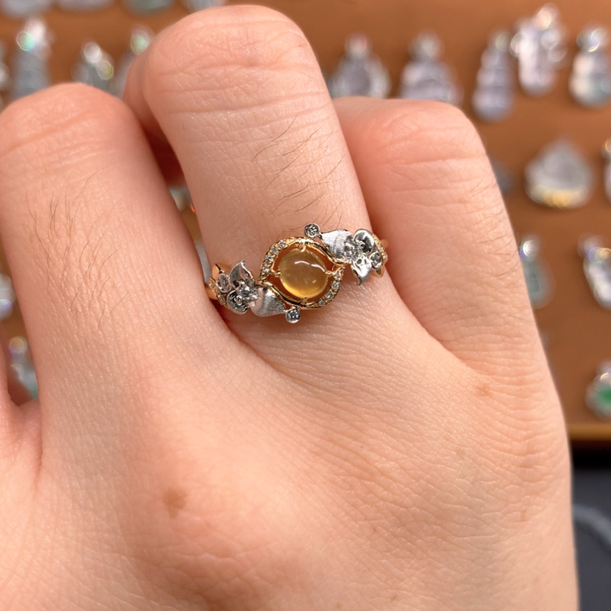 【闪购商品】翡翠戒指18K金镶嵌黄翡