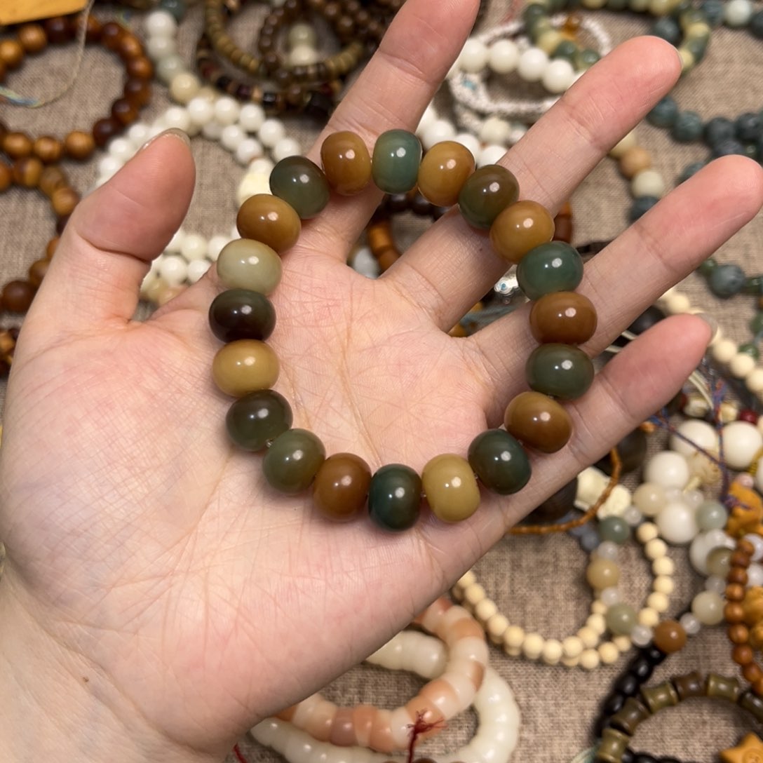 维腊木（绿檀）手串/手链A01