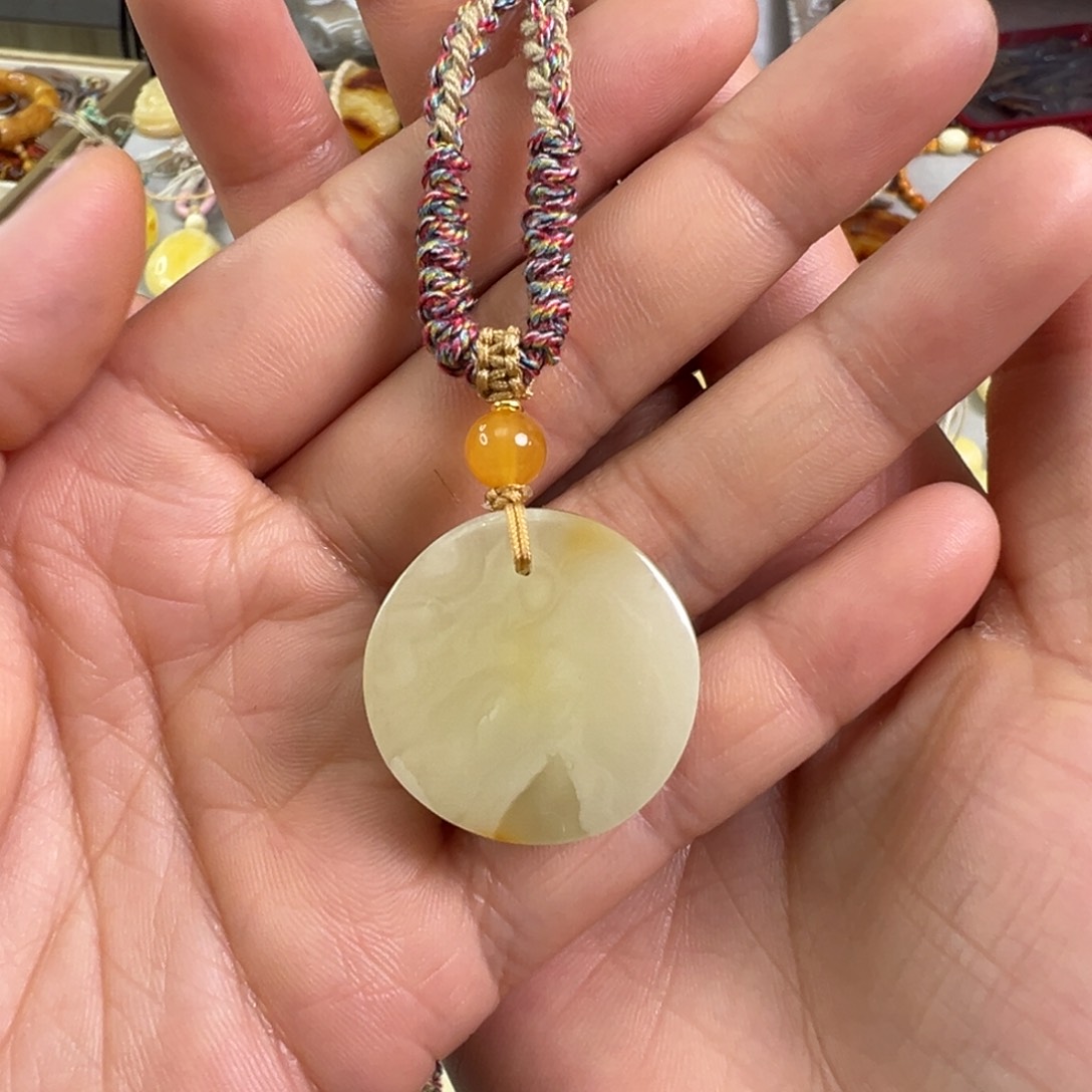 蜜蜡裸石未镶嵌蜜蜡