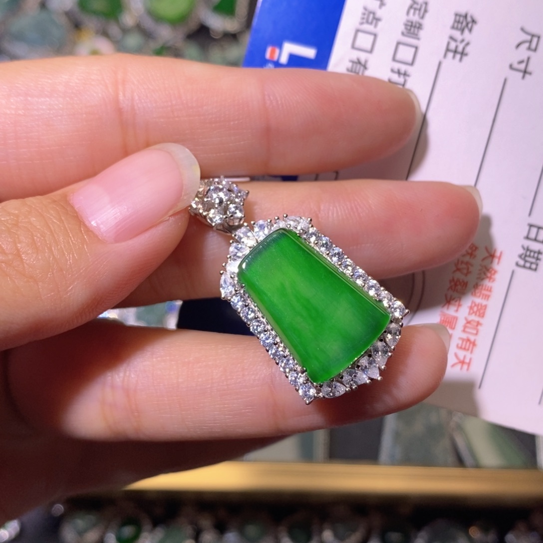 翡翠银S925镶嵌颈饰