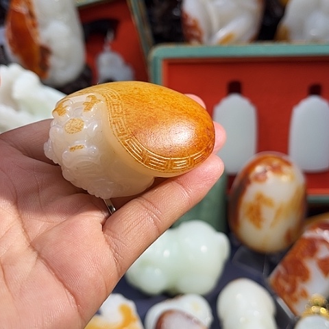 和田玉把件未镶嵌琴*