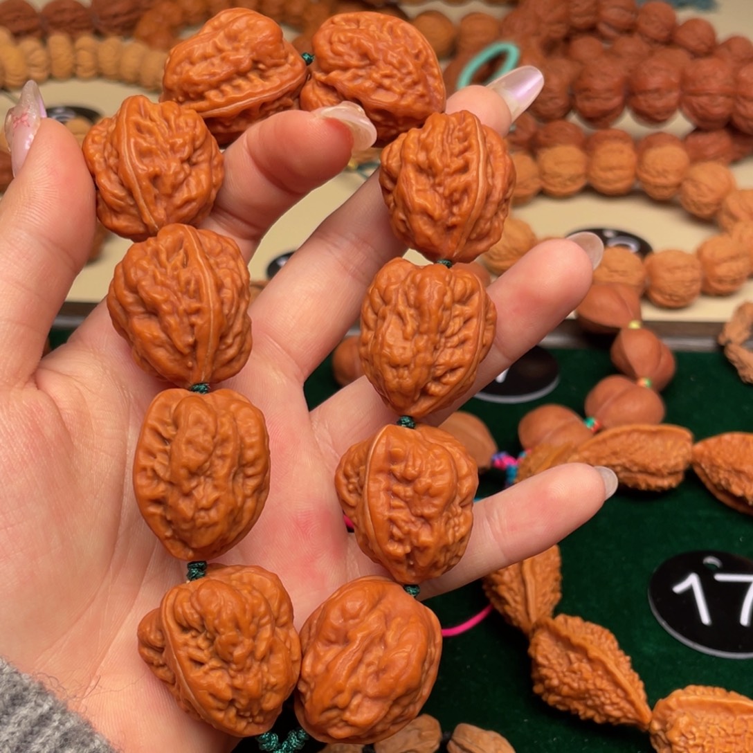 帥***子文玩核桃吊坠蛤蟆