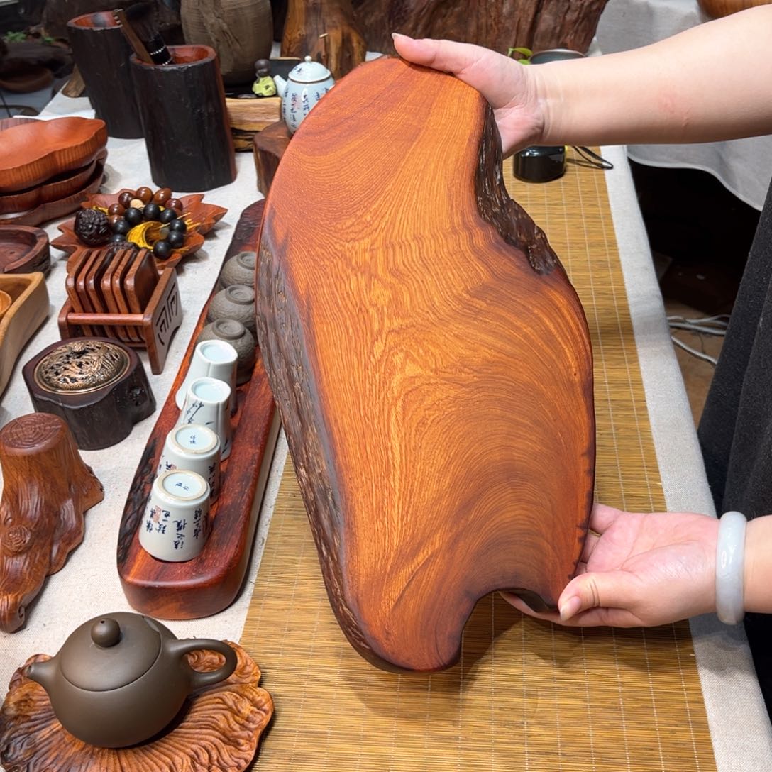 59缅甸花梨木随形干泡盘