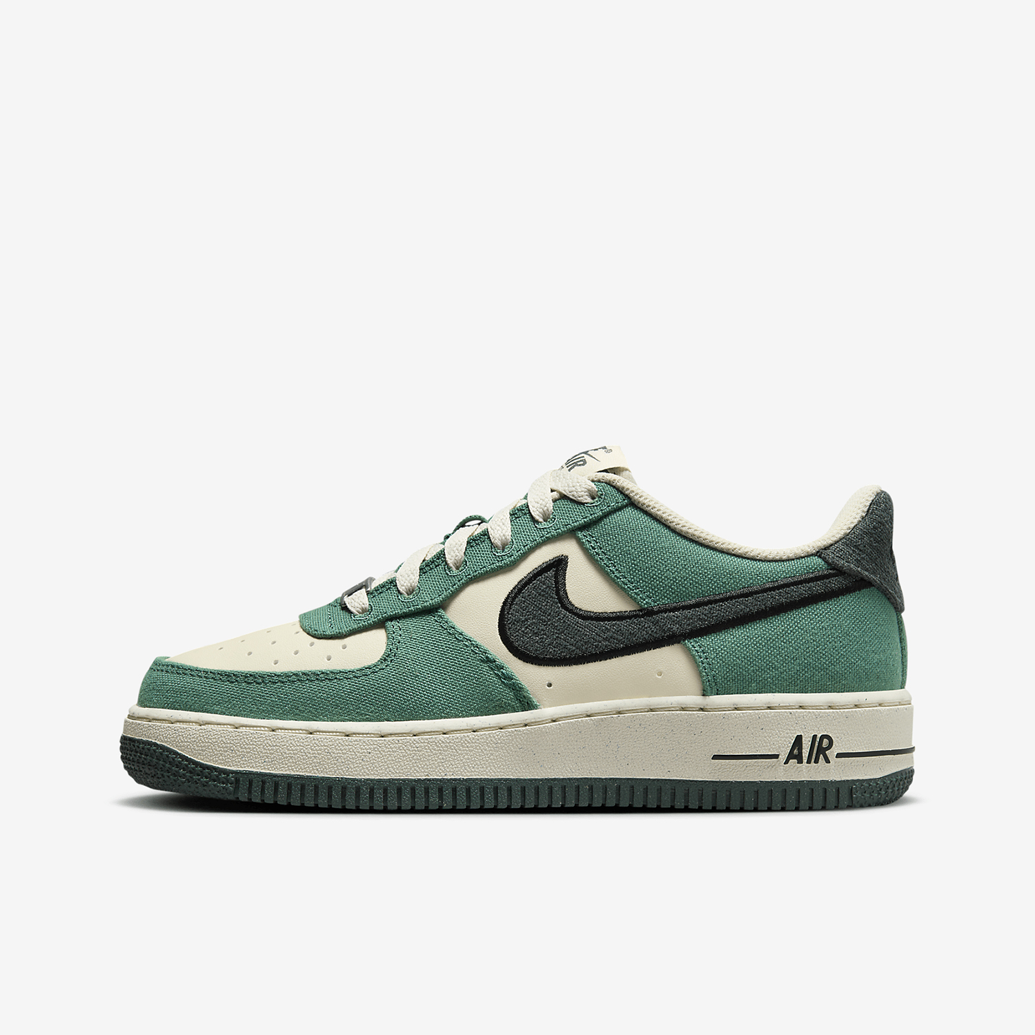 NIKE/耐克Air Force 1 LV8 空军一号女子大童运动鞋板鞋FN4731100