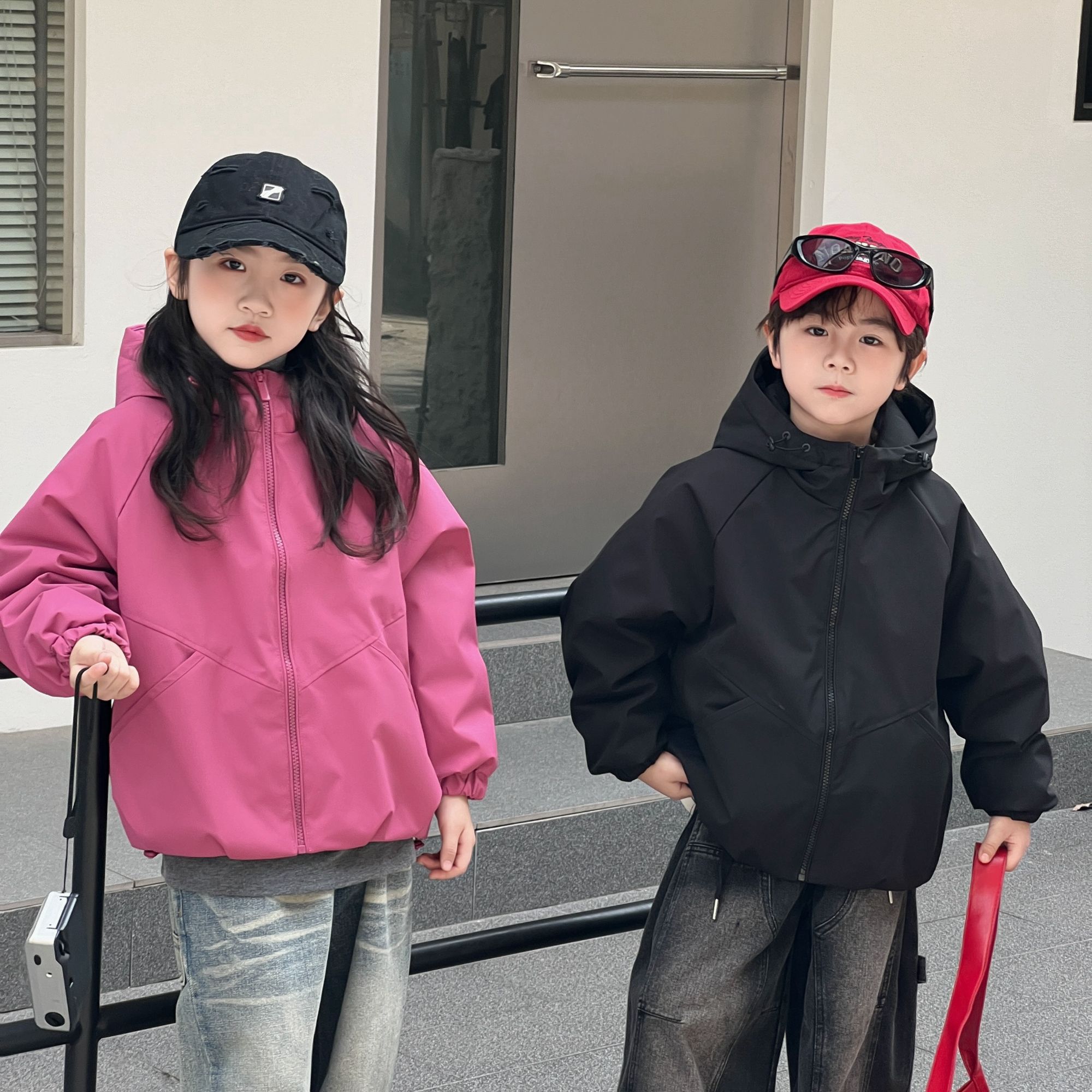 儿童轻薄羽绒服连帽男女童冲锋衣韩版95白鸭绒韩版亲子装秋冬外套