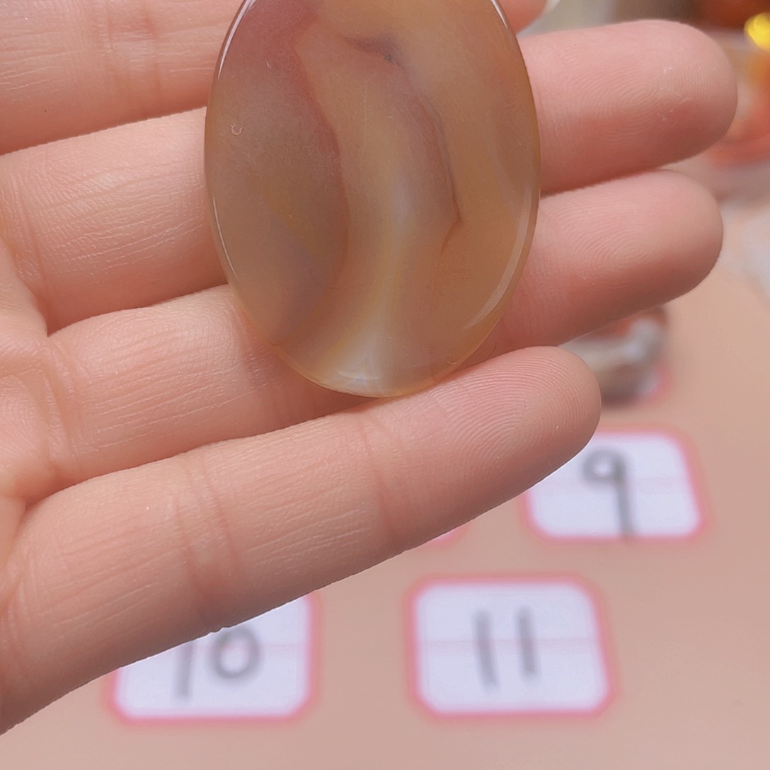 玛瑙/玉髓颈饰未镶嵌回*