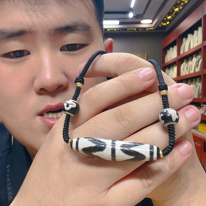 未镶嵌玛瑙/玉髓珠宝奇石