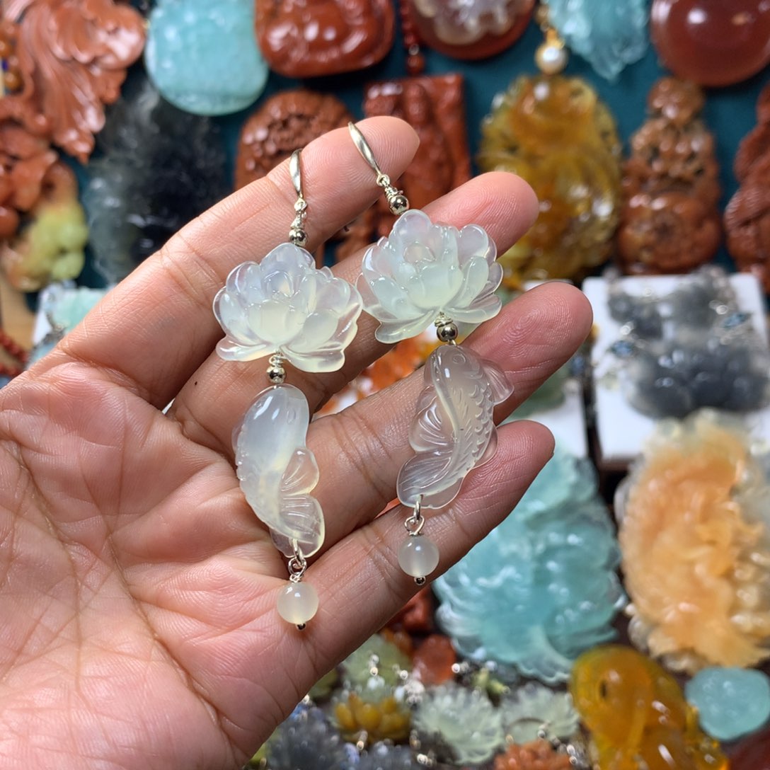 蛇纹石玉耳坠未镶嵌