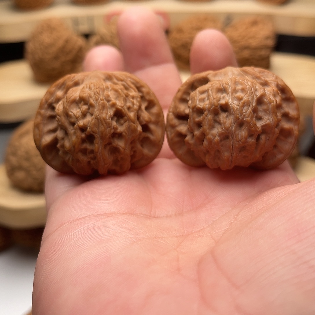 文玩核桃吊坠42京城狮子头