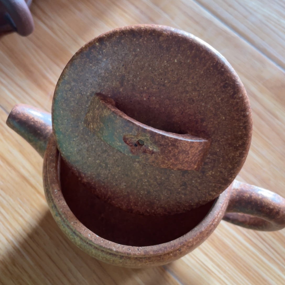 茶壶底槽青紫砂艺术作品
