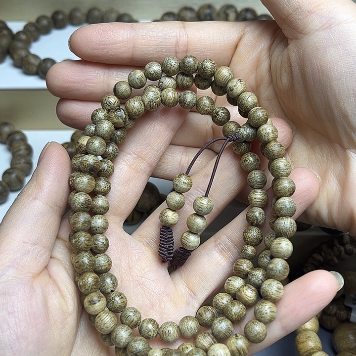 天***赋无事牌非洲檀香文莱多圈06。   