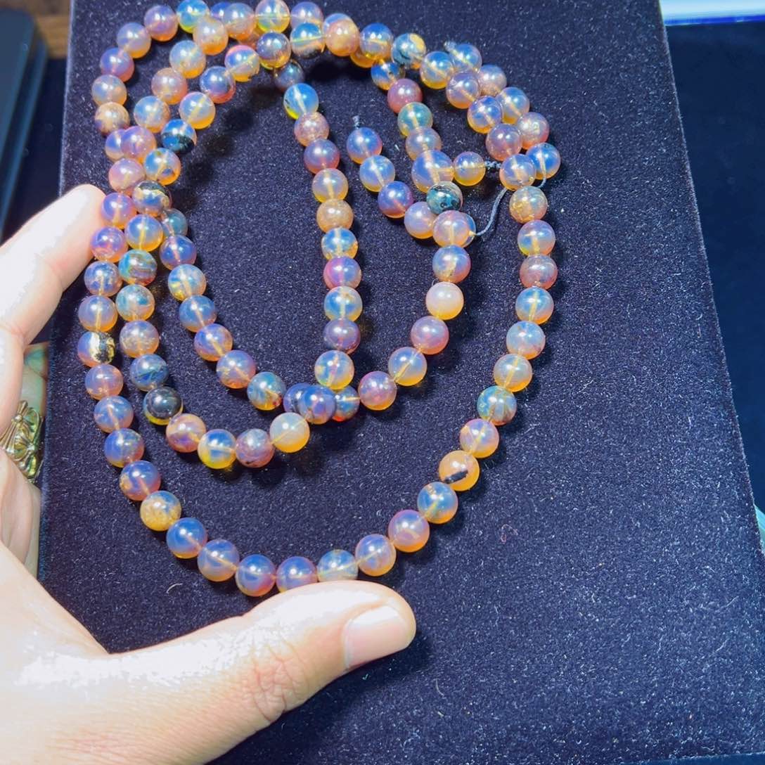 琥珀裸石未镶嵌琥珀