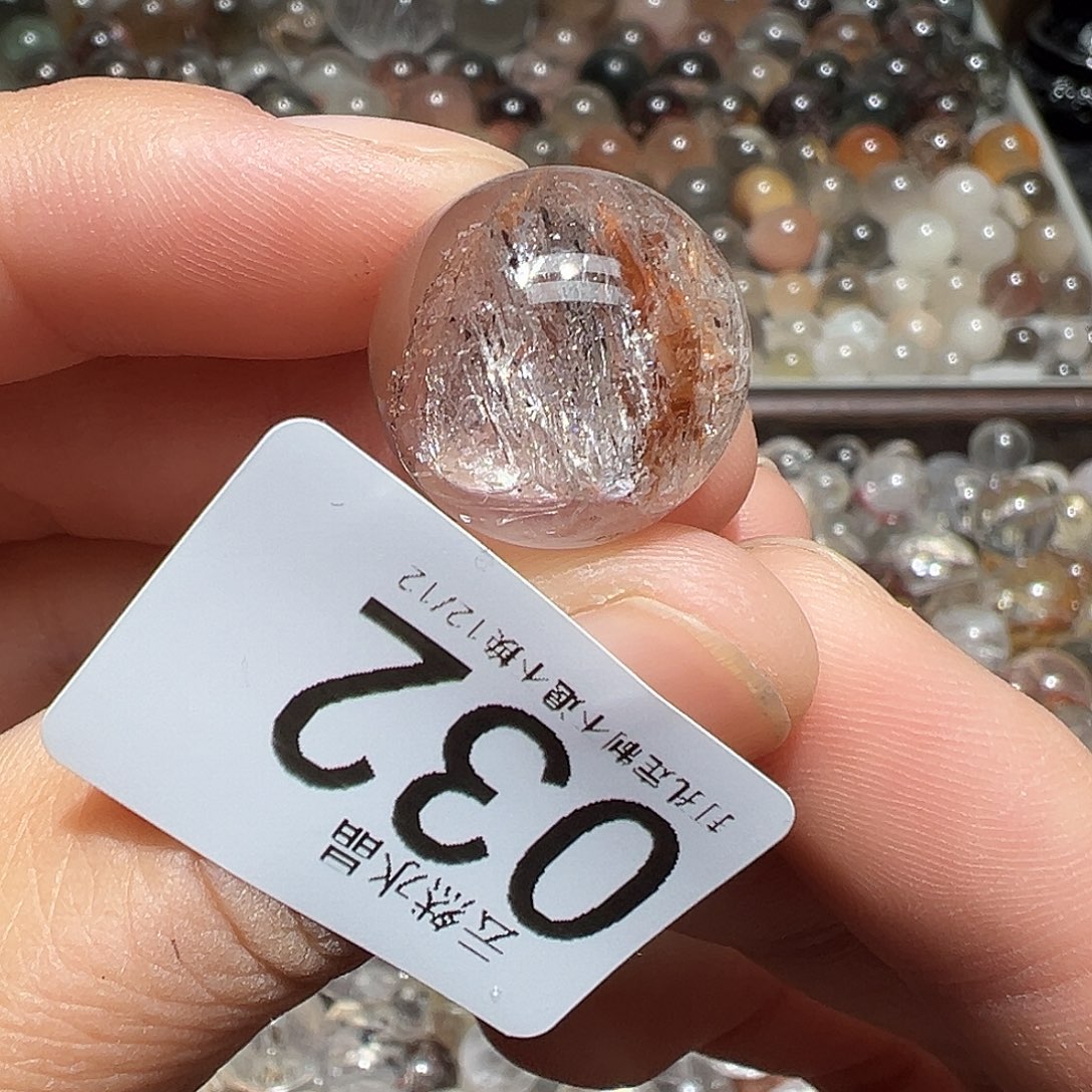 L***.未镶嵌珠宝半成品水晶