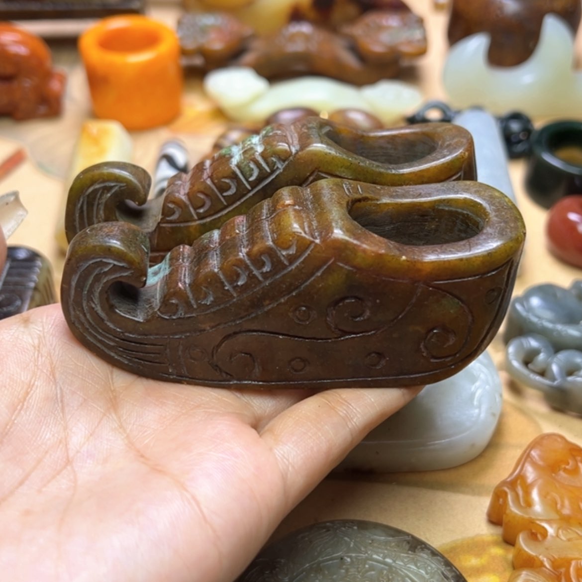 【闪购商品】蛇纹石玉颈饰未镶嵌