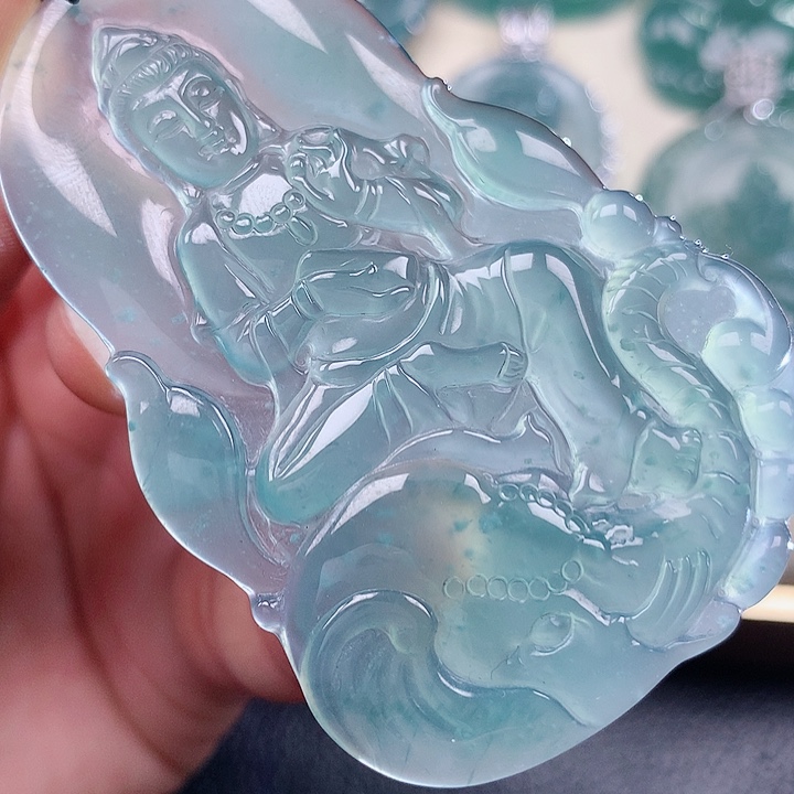 【闪购商品】翡翠颈饰未镶嵌天然翡翠