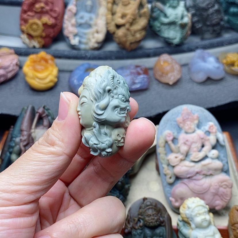 【闪购商品】定制石英质玉吊坠未镶嵌