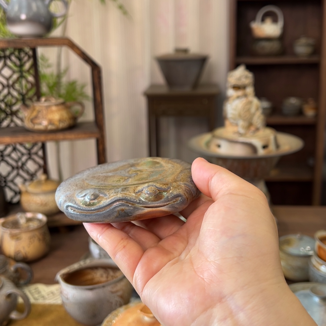 07中白金蟾盖置精品