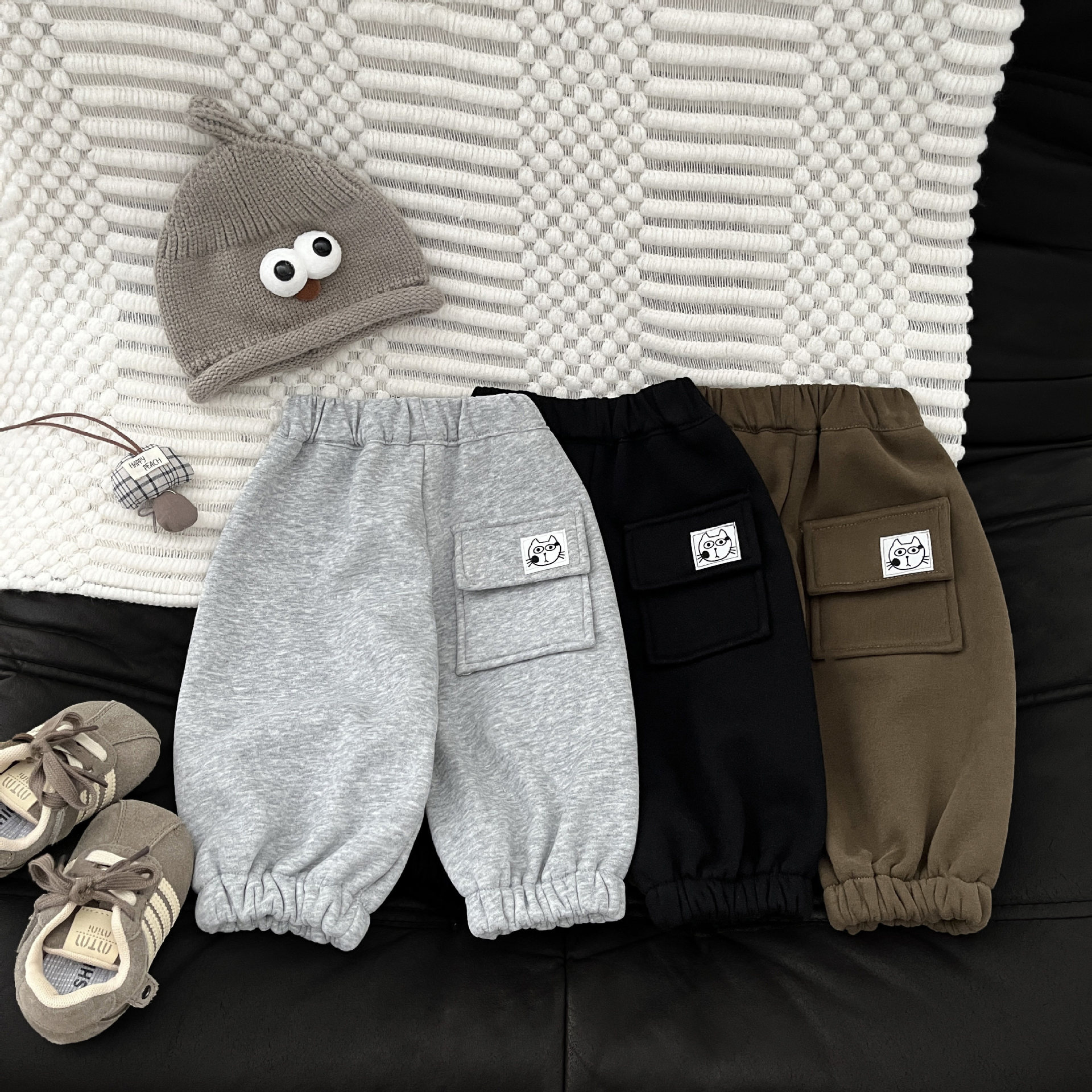 宝宝秋冬季一体绒卫裤2025新款韩系男女童洋气加厚保暖束脚裤长裤