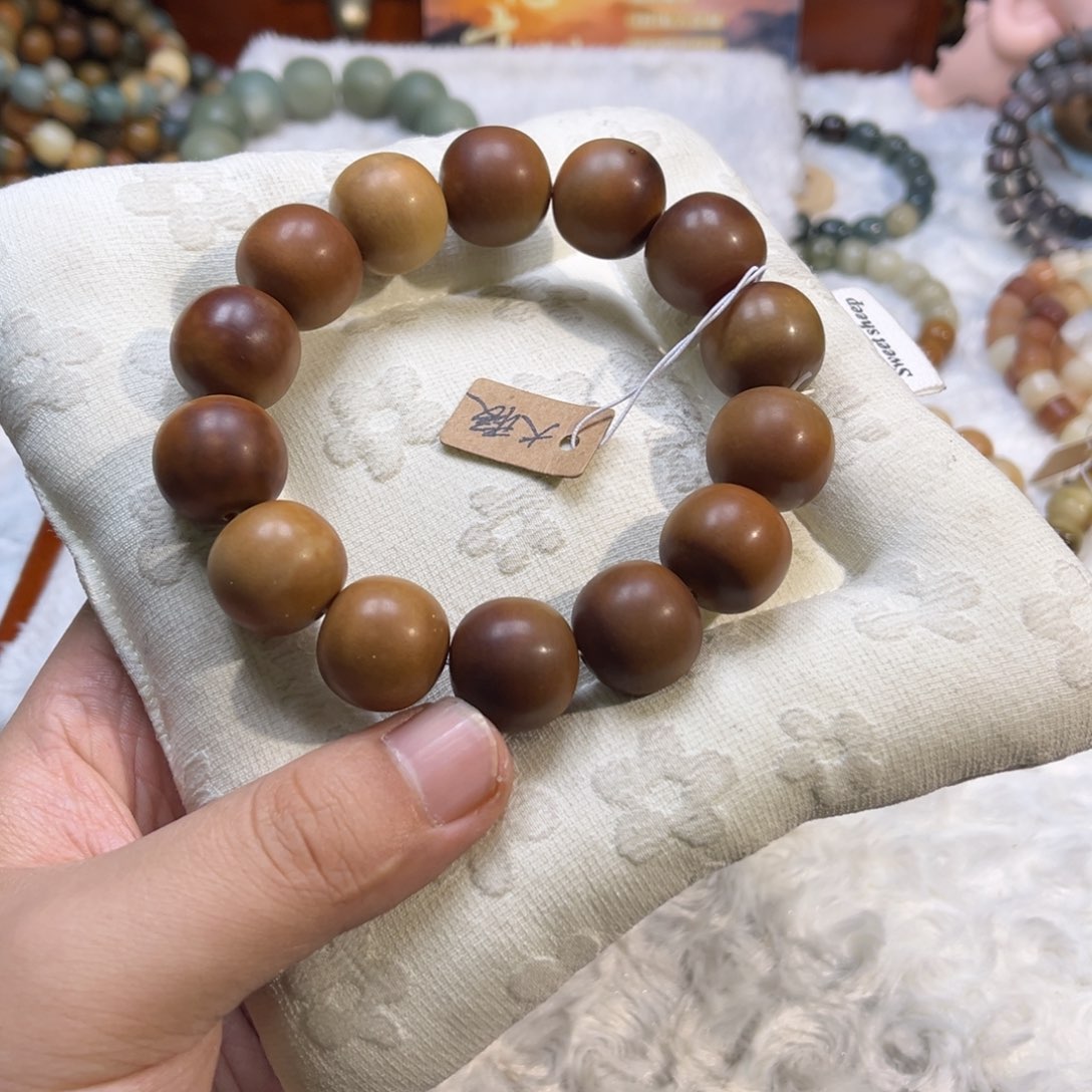 菩提根/象牙果吊坠115大瑕