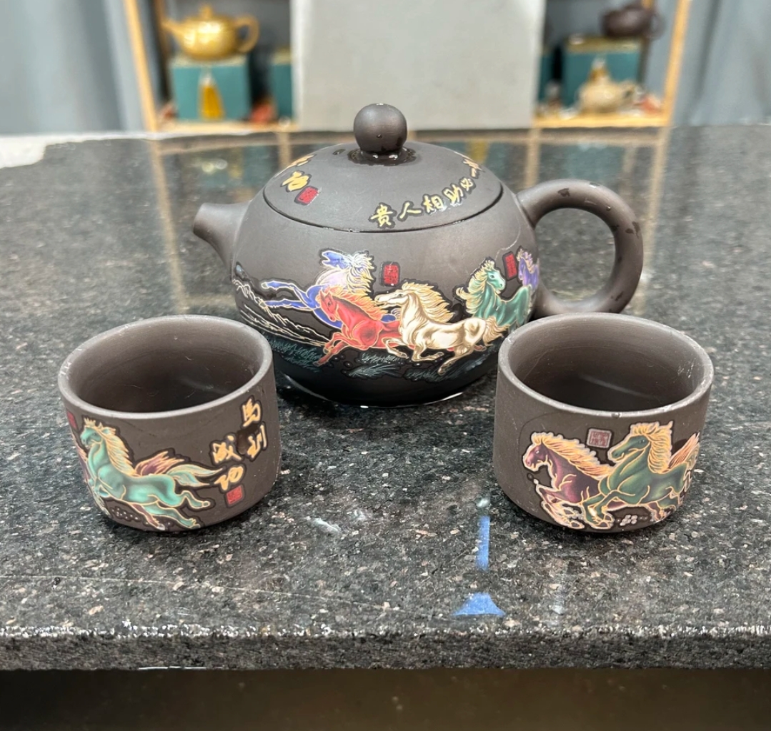 黄龙山原矿紫砂马到成功变色西施壶一壶两杯